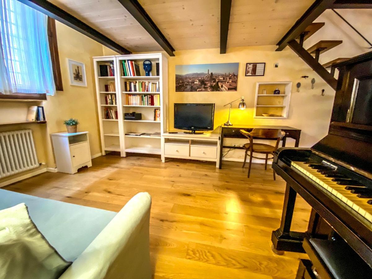 Апартаменты The Pianist S House In The Heart Of Болонья Экстерьер фото